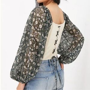 NWOT Anthropologie Forever That Girl Smocked Balloon Sleeve Top, Size S